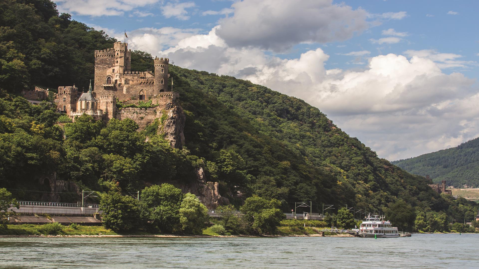 River cruise to Rudesheim